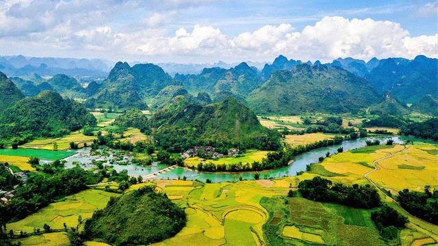 Le Vietnam s’oriente vers le développement durable de ses parcs géologiques