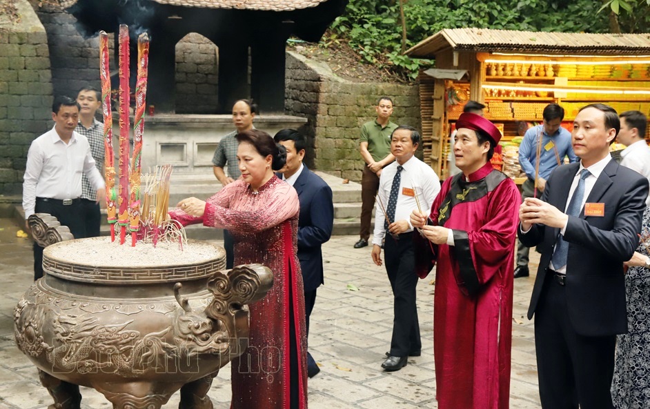 Le Vietnam rend hommage à ses rois fondateurs Hùng