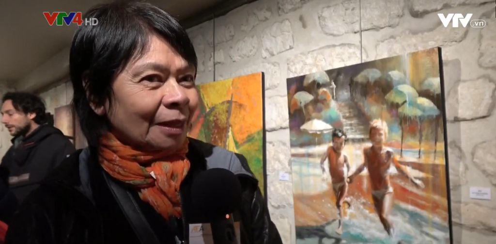 Une peintre franco-vietnamienne participe à une exposition internationale à Paris