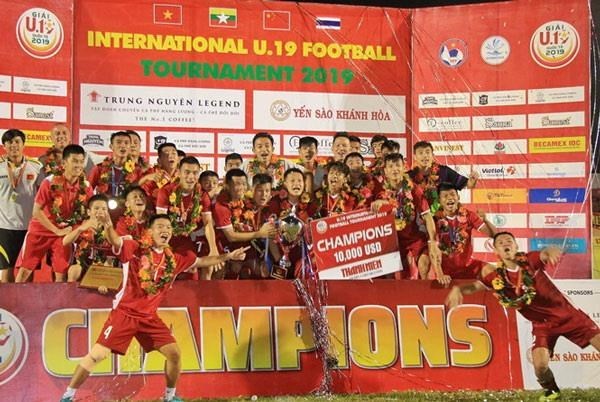 Le Vietnam, champion du tournoi international de football U19