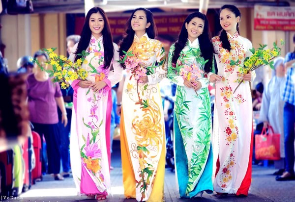 L’áo dài, entre tradition et modernité