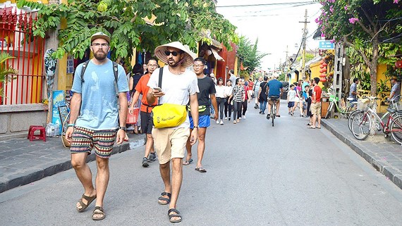 Près de 7,3 millions de touristes étrangers au Vietnam en 5 mois