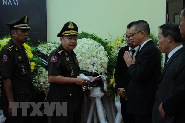 Des dirigeants étrangers rendent hommage à l ancien président Le Duc Anh au Cambodge et en Egypte