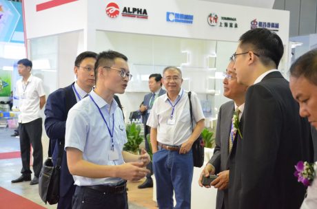 Ouverture de quatre foires-expositions internationales à HCM-Ville