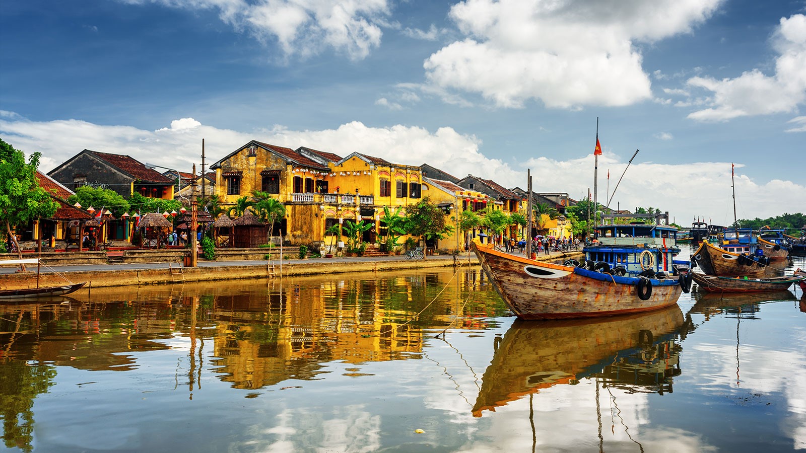 Reconstitution d une rue culturelle franco-vietnamienne à Hoi An