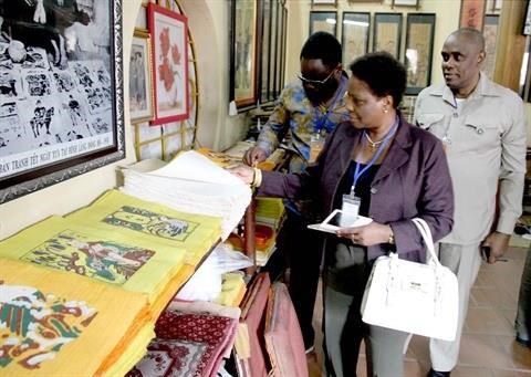Le dossier sur l art populaire des estampes de Dông Hô sera bientôt soumis à l’UNESCO