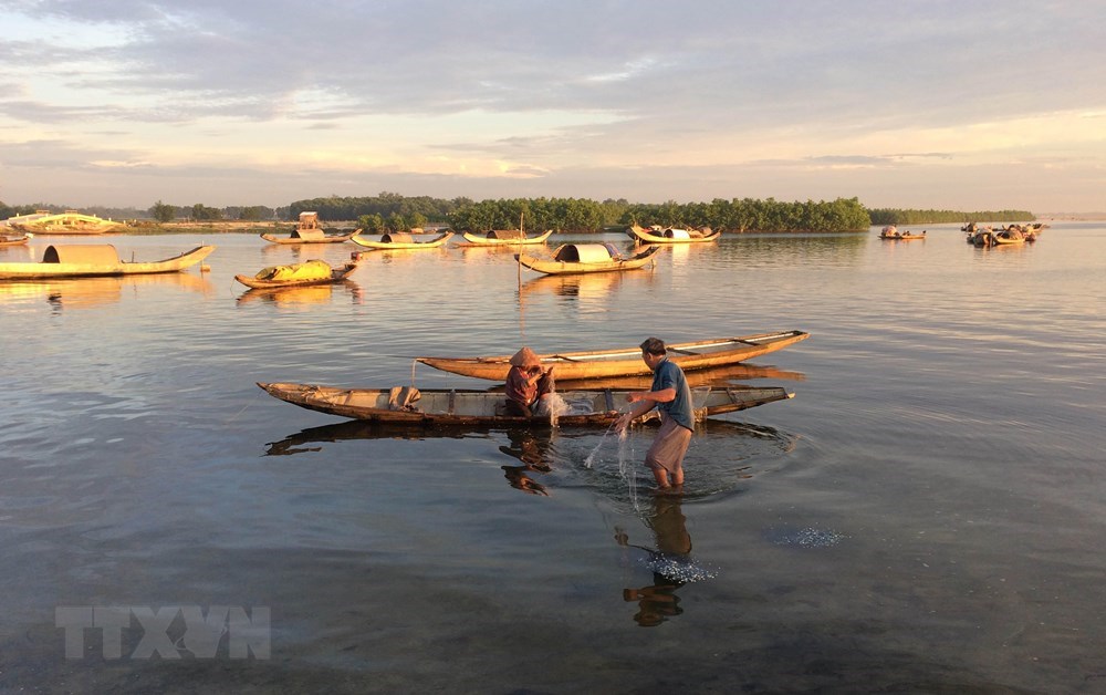 Lagune Tam Giang à l aube