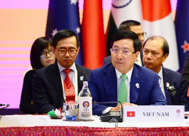 Le Vietnam suggère une connectivité plus forte dans le Sommet de l Asie de l Est