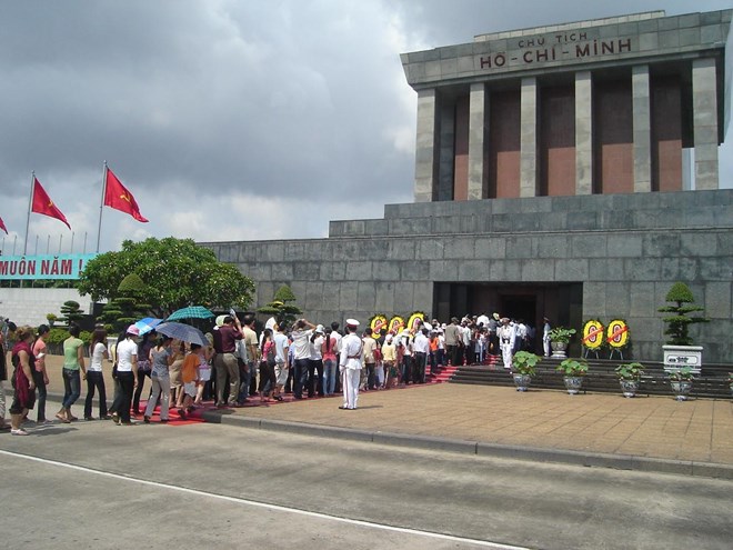 Fête nationale De nombreux touristes affluent vers Hanoï et Ho Chi Minh-Ville