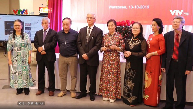 6e Congrès de l Association des personnes âgées vietnamienne à Varsovie