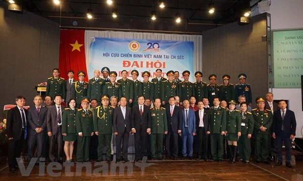 R tchèque Les anciens soldats vietnamiens valorisent les grandes qualités des Soldats de l Oncle Hô