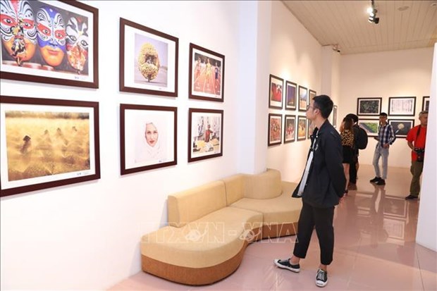 Plus de 16 300 œuvres en compétition lors du 10e concours international des photos d’art