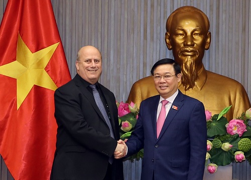 Le Vietnam résolu à lutter contre le blanchiment d argent et le financement du terrorisme
