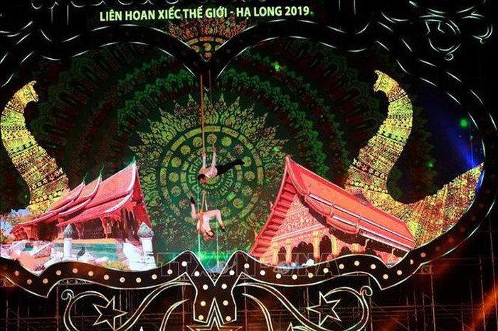 Des artistes vietnamiens remportent le prix d’or au Festival mondial du cirque de Ha Long