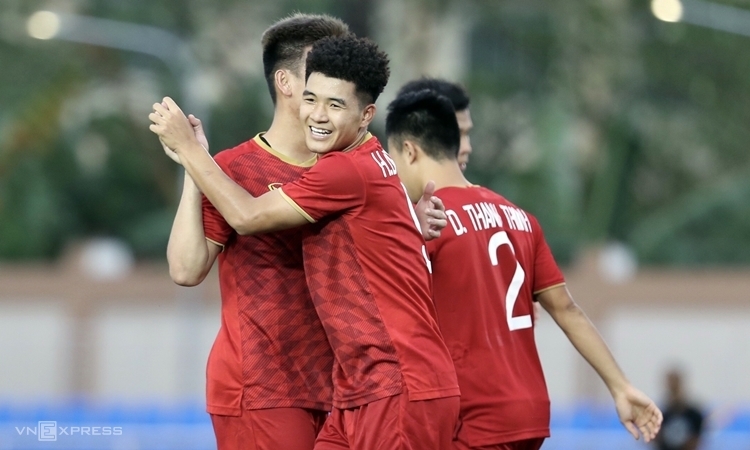 Football Le Onze vietnamien débute les Jeux d Asie du Sud-Est avec une victoire écrasante