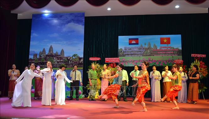 Le 66e anniversaire de la Fête nationale du Cambodge célébré à Ho Chi Minh-Ville