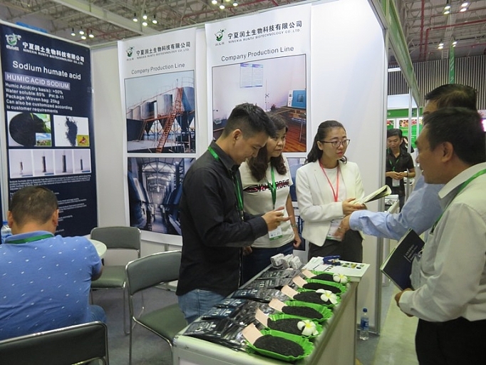 Industrie chimique Plus de 100 entreprises à la Vinachem Expo 2019