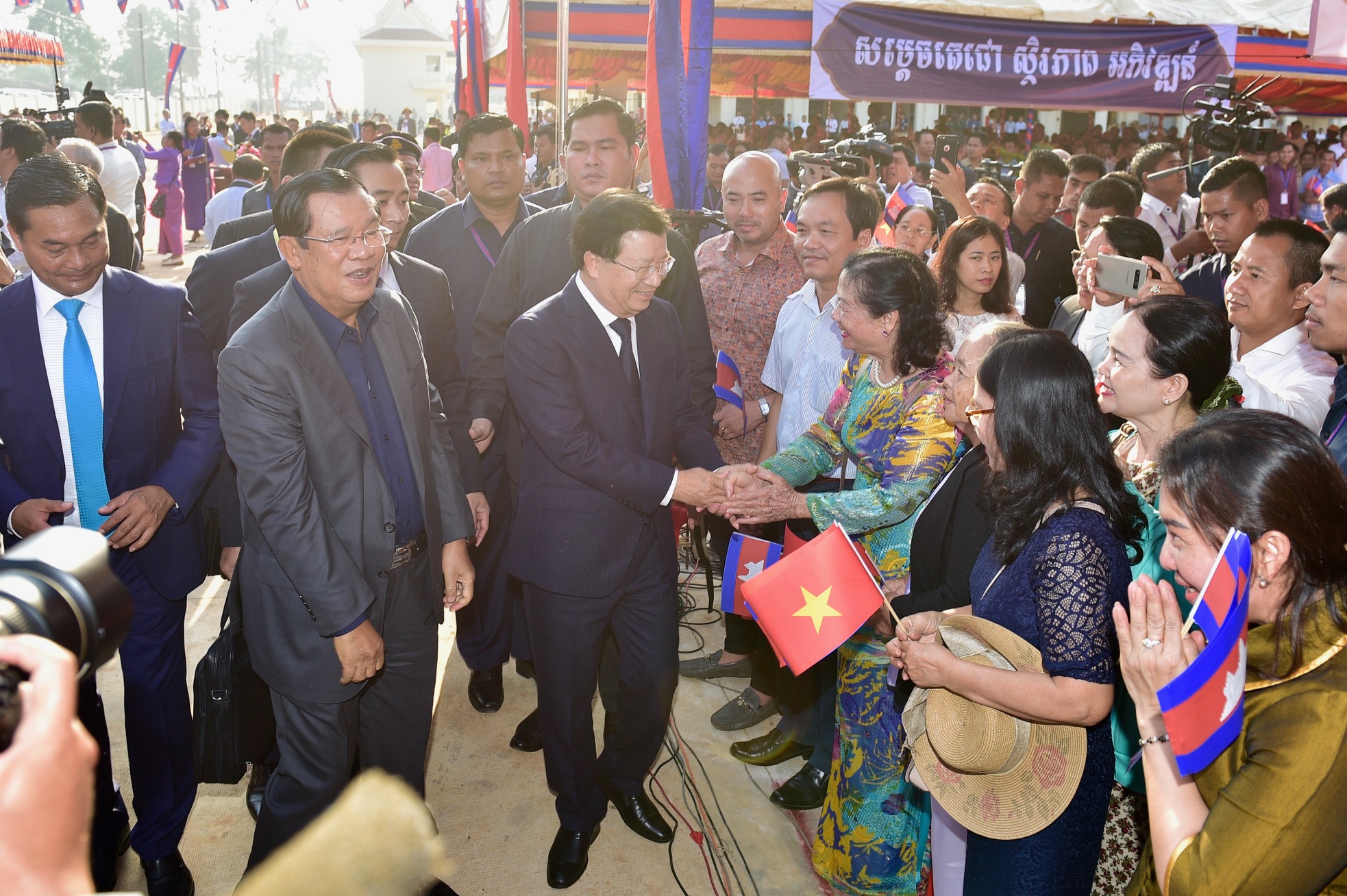 Inauguration d’un marché frontalier Vietnam-Cambodge