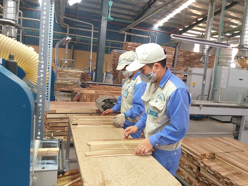 Les exportations d’ameublement en forte croissance en 11 mois