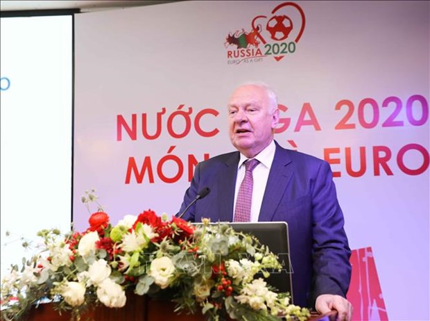 Présentation de produits touristiques russes au Vietnam