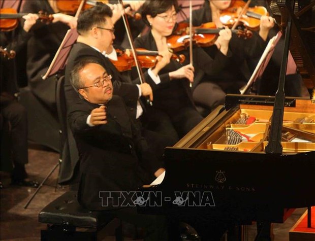 L artiste Dang Thai Son invité à participer au jury du concours de piano Fryderyk Chopin 2020