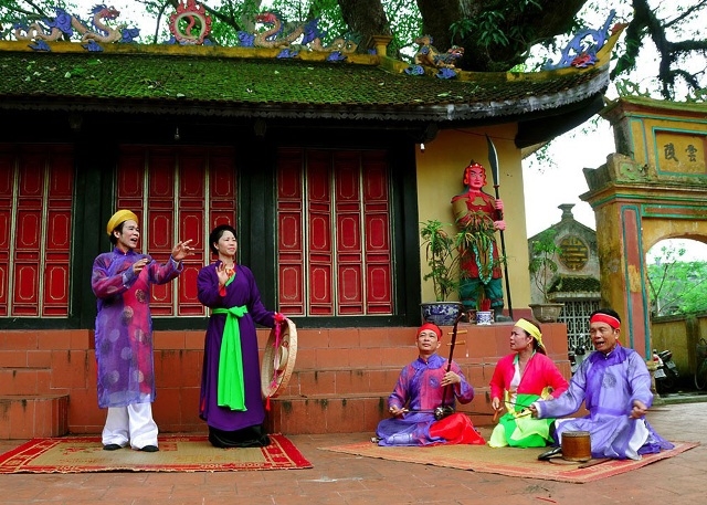 Présentation à Hanoï des traits culturels originaux de Thai Binh