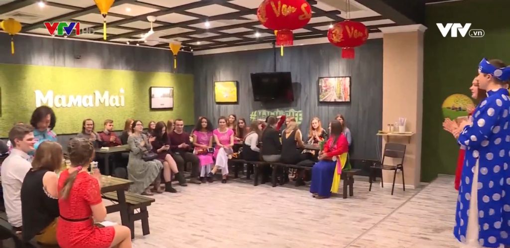Moscou  Des étudiants russes fêtent le Têt traditionnel du Rat du Vietnam