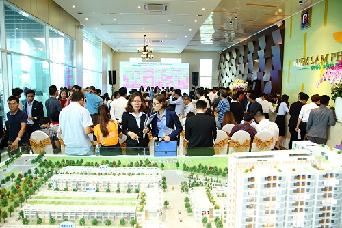 Hô Chi Minh-Ville plus de 2 700 entreprises créées en janvier