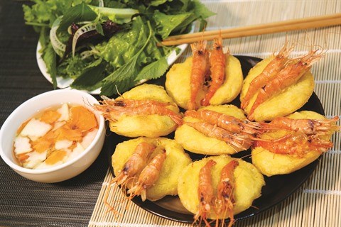 Les beignets de crevettes Hô Tây font recette