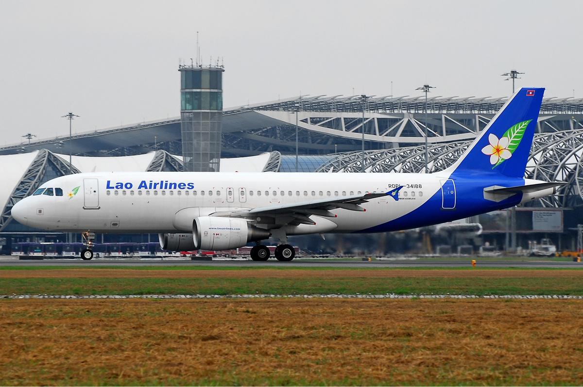 Lao Airlines suspend ses vols vers le Vietnam en raison de COVID-19