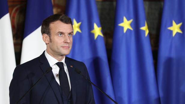 Migrants Macron affirme la «pleine solidarité» de la France avec la Grèce et la Bulgarie