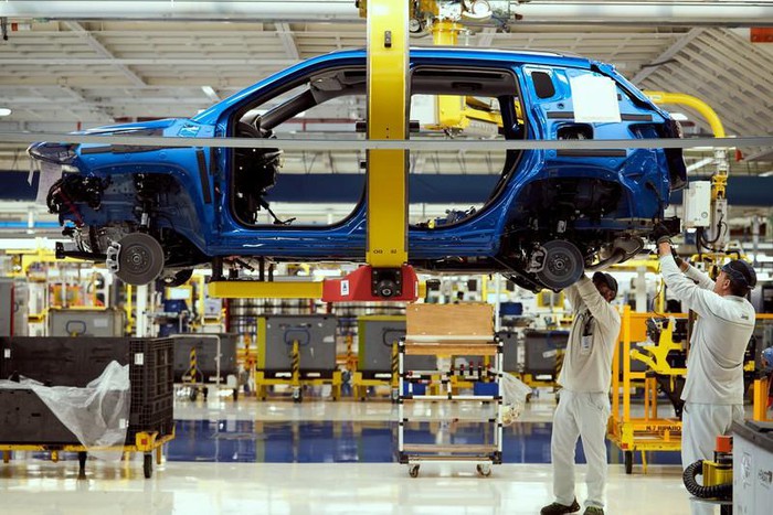 COVID-19 Nissan Vietnam suspend sa production