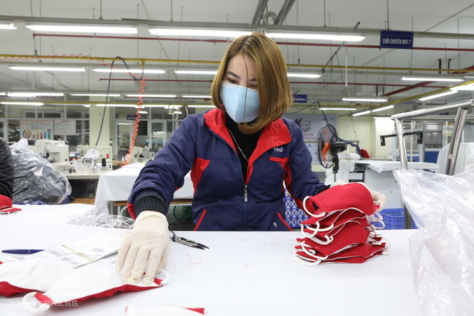 Les masques du Vietnam exportés continuellement aux États-Unis et en Europe