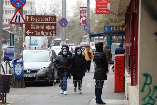 Le Vietnam soutient la Roumanie dans sa lutte contre le COVID-19