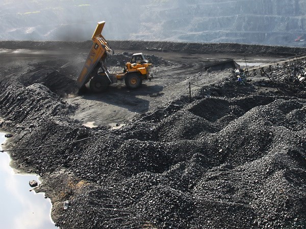 L industrie charbonnière aide Quang Ninh à maintenir sa croissance économique