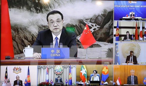 Le Premier ministre chinois appelle à des efforts conjoints contre le COVID-19