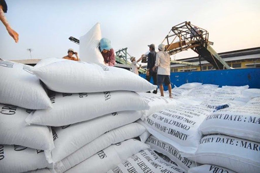 Les exportateurs de riz peuvent obtenir une avance sur leur quota