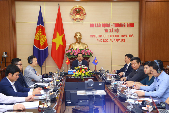 Les ministres de l ASEAN discutent des effets du COVID-19 sur le travail et l emploi