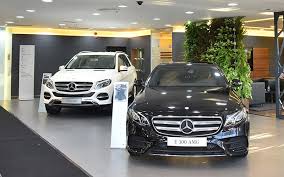 Les ventes automobiles en avril ont baissé de près de 40