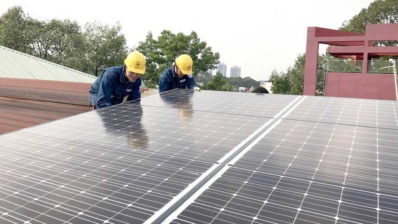 Hô Chi Minh-Ville promeut le développement de l’énergie solaire
