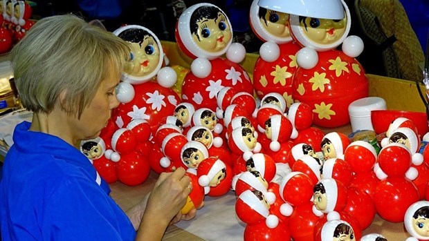 La Russie va expédier des poupées gigognes d une valeur de plus de 1,3 million de dollars au Vietnam