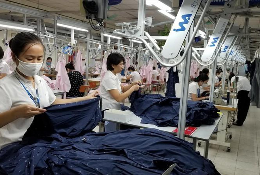 16 millions de travailleurs bénéficient du plan d assistance de 62 000 milliards de dongs