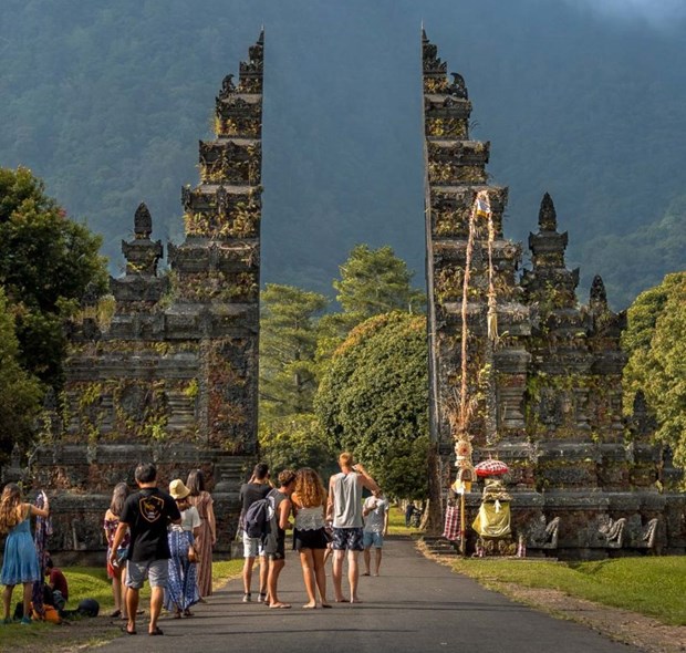 Indonésie les arrivées de touristes étrangers en avril chutent de 87,4 en glissement annuel