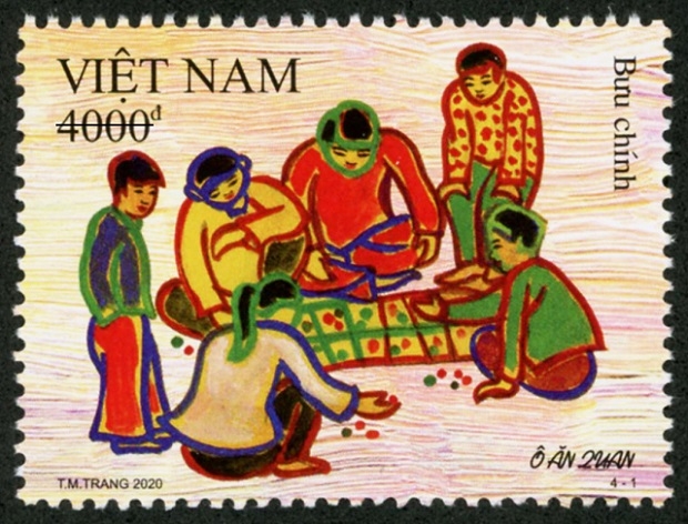 Publication de timbres sur des jeux folkloriques vietnamiens