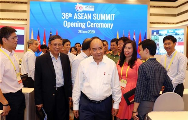 Le PM examine les préparatifs du 36e Sommet de l’ASEAN et des réunions connexes