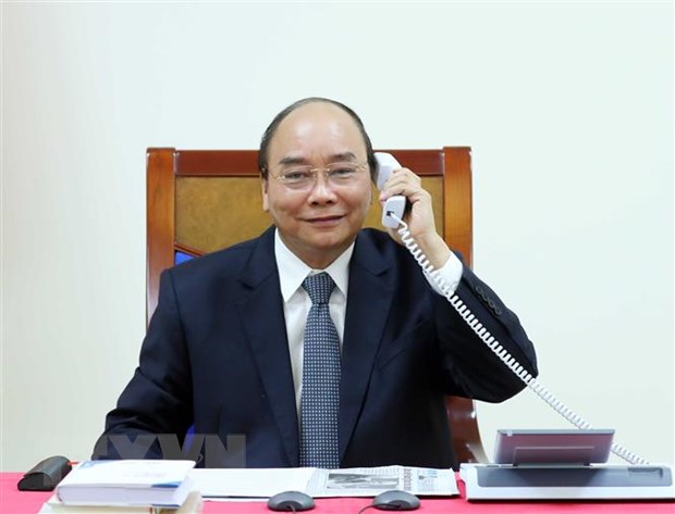Les PM Nguyên Xuân Phuc et Edouard Philippe s’entretiennent par téléphone
