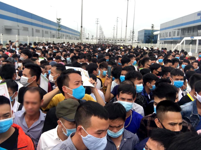 Une société d’Airpods implantée au Vietnam embauche des milliers de travailleurs