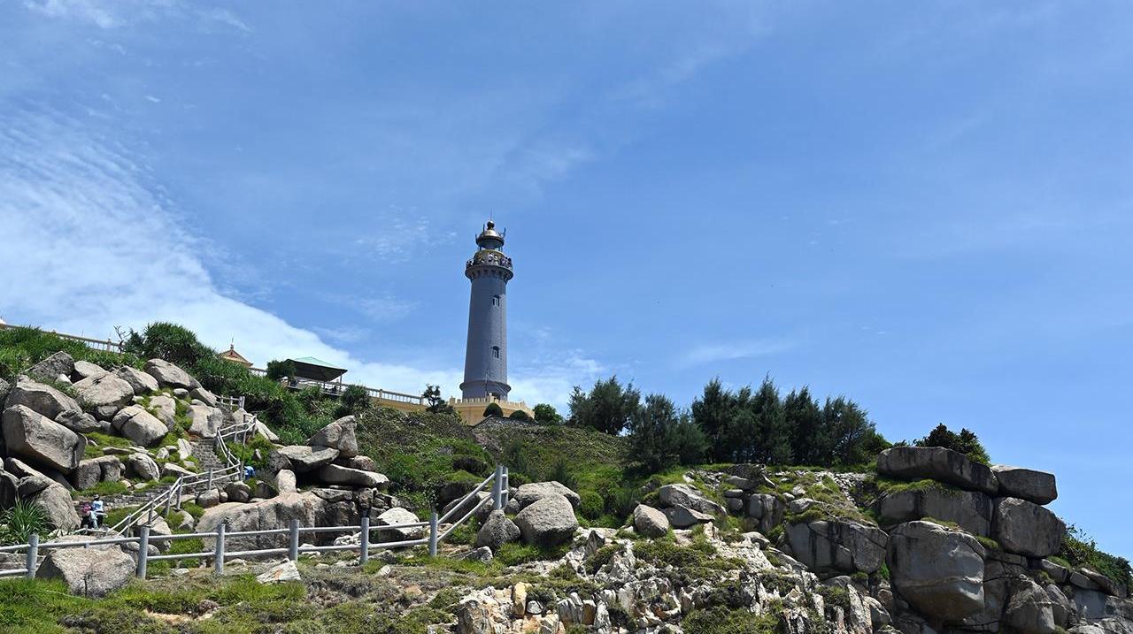 Cap Dai Lanh et baie de Vung Ro deux points forts du tourisme à Phu Yen