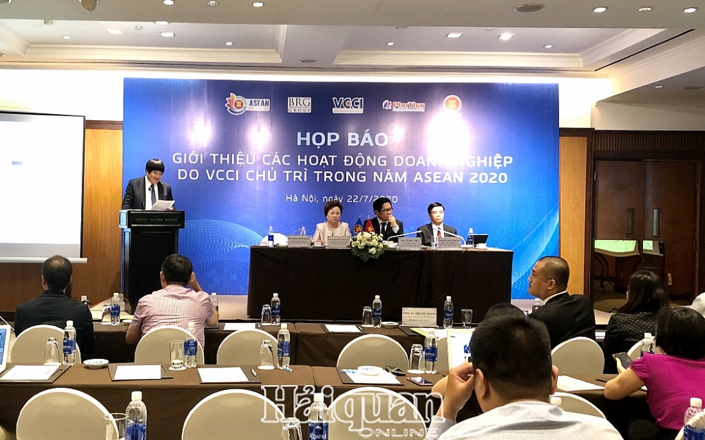 ASEAN 2020 diverses activités pour les entreprises en novembre à Hanoi