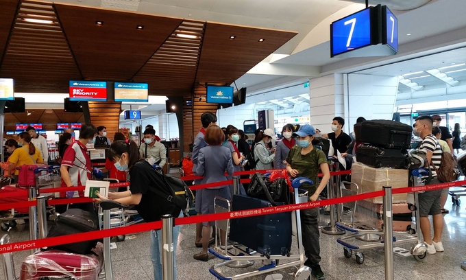 Le Vietnam détecte cinq nouveaux cas de COVID-19